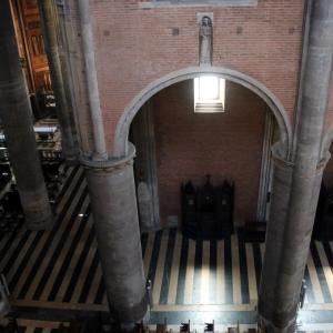 Duomo di Piacenza, interno 07 - Mongolo1984