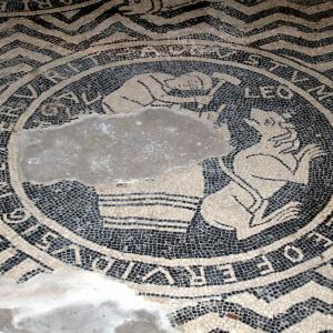 Basilica di San Savino (Piacenza), mosaico con segni zodiacali entro medaglioni, prima metà del secolo xii 10 - Mongolo1984