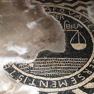 Basilica di San Savino (Piacenza), mosaico con segni zodiacali entro medaglioni, prima metà del secolo xii 13 - Mongolo1984