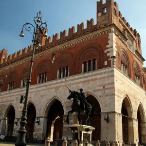 Palazzo Comunale (Piacenza) 09 - Mongolo1984