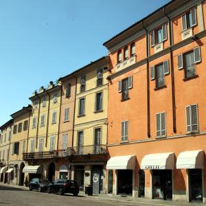 Piazza Borgo (Piacenza) 01 - Mongolo1984