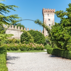 Il castello carrarese di Este, visto dai giardini pubblici - Simone Antonazzo / ENIT SpA