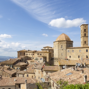 View of Volterra and the Cathedral with its bell tower - Simone Antonazzo / ENIT SpA