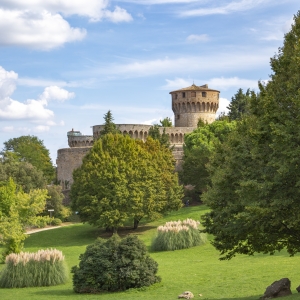 Fortezza Medicea di Volterra vista dal Parco Archeologico "Enrico Fiumi" - Simone Antonazzo / ENIT SpA