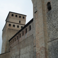 Castello di Torrechiara 02 - Postcrosser