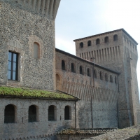 Castello di Torrechiara 06 - Postcrosser