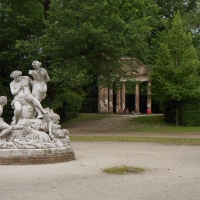 Parco Ducale a Parma (statua e tempietto) - Cristina Guaetta - Parma (PR)