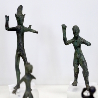 Bronzetti etruschi con laran (marte) in assalto, 01 - Sailko