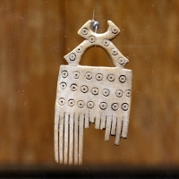 Bronzo medio e recente, pettini in corno di cervo, da castione dei marchesi, xvi-xii secolo ac. ca. 07 - Sailko