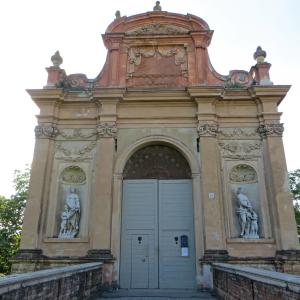 Villa Pallavicino (Busseto) - Arco del Corpo di Guardia 2019-06-19 - Parma1983