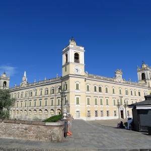 Palazzo Ducale (Colorno) - facciata e lato nord-ovest 1 2019-06-20 - Parma1983