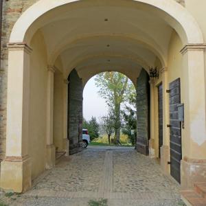 Castello (Segalara, Sala Baganza) - androne 2019-09-16 - Parma1983