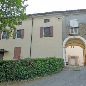 Castello (Segalara, Sala Baganza) - facciata nord 2 2019-09-16 - Parma1983