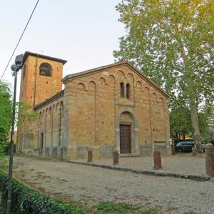 Pieve di San Biagio (Talignano, Sala Baganza) - facciata e lato nord 1 2019-09-16 - Parma1983