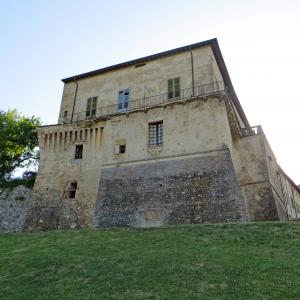 Rocca Sanvitale (Sala Baganza) - lato est 2019-06-25 - Parma1983