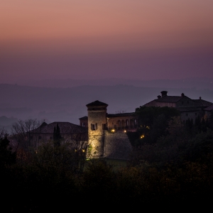 Castello di Scipione dei Marchesi Pallavicino - Panoramica notturna - Foto Bocelli - Castello di Scipione