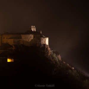 Fortezza di Bardi - Castello di Bardi di notte foto di: |Alessio Tedaldi| - Turismo Bardi