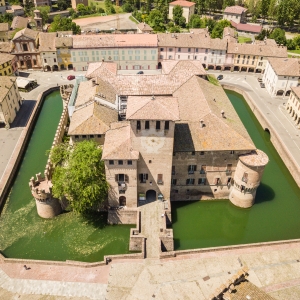Vista aerea della Rocca Sanvitale a Fontanellato - ENIT SpA