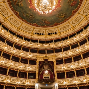 Teatro Regio di Parma, palchi e soffitto affrescato - ENIT SpA