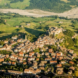 Fortezza di Bardi - Veduta dall’alto del Castello di Bardi foto di: |Amanda Pugh| - Turismo Bardi