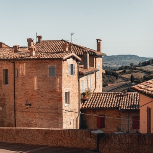 Case nel centro storico di Urbino - ENIT SpA