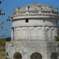 Ravenna - Mausoleo di Teodorico - Pivari