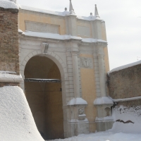 Porta Adriana - Robertamici