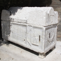 Ravenna, s. francesco, ext., sarcofago 02 - Sailko