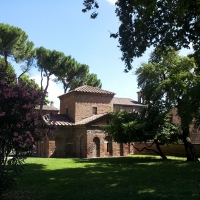 Mausoleo Galla Placidia - Esterno - Wikiangie14