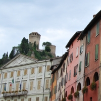 Rocca Manfrediana che domina Via degli Asini - Chiari86