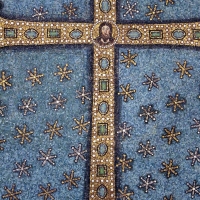 Sant'apollinare in classe, mosaici del catino, trasfigurazione simbolica, VI secolo, 05 croce gemmata foto di Sailko