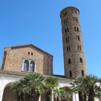Basilica Sant'Apollinare Nuovo - esterno by Chiara Dobro