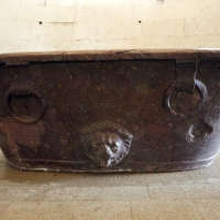 Mausoleo di teodorico, interno, camera superiore, sarcofago di teodorico, in porfido, 520 dc ca. 03 - Sailko