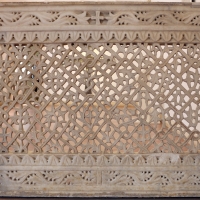 Transenna marmorea traforata, dal recinto presbiteriale di san vitale, VI secolo 04 - Sailko - Ravenna (RA)