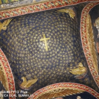Mausoleo di Galla Placidia - soffitto centrale con il chiasmo - LadyBathory1974 - Ravenna (RA)