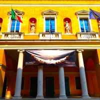 Teatro Dante Alighieri facciata orizzontale - Opi1010