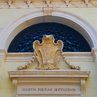 Tomba di Dante dettaglio facciata - Opi1010 - Ravenna (RA)