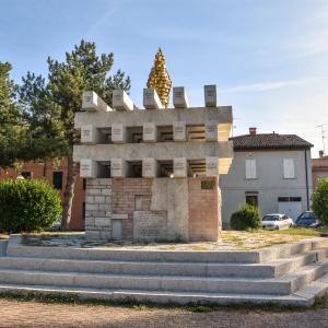 Monumento ai Caduti di Massa Lombarda - Irene Buda