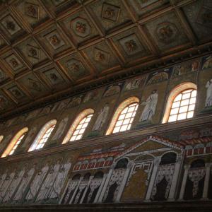 Prospettive in basilica by Manuelatorelli77