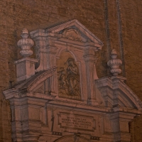 Particolare del portale ingresso Basilica Madonna della Ghiara by |Caba2011|