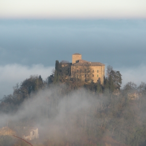 Castle in the fog - Reverberi Claudio