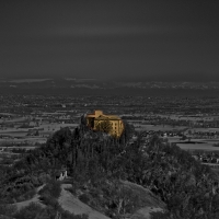 Castello di Bianello al tramonto - Caba2011