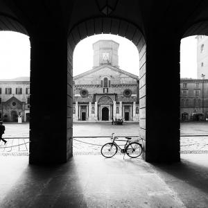 Piazza del Duomo, vista archi Foto(s) von Akromond