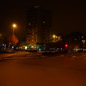 Piazza Tricolore by night - GIANNI OLIVETTI FOTOGRAFO