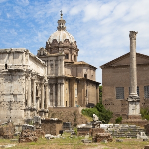 Arco di Settimio Severo e Chiesa dei Santi Luca e Martina martiri - Simone Antonazzo / ENIT SpA