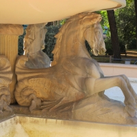 Rimini, fontana dei 4 cavalli 04