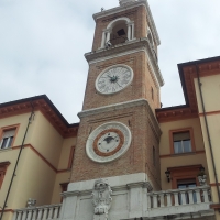 Torre dell'orologio in piazza 3 martiri photo by Opi1010