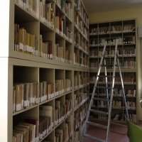 La biblioteca nella casa della cultura a Montefiore Conca - LaraLally19