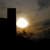 Un tramonto attraverso una torre - LaraLally19