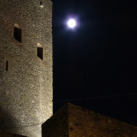 La Rocca la luna e la magia della notte - LaraLally19 - Montefiore Conca (RN)